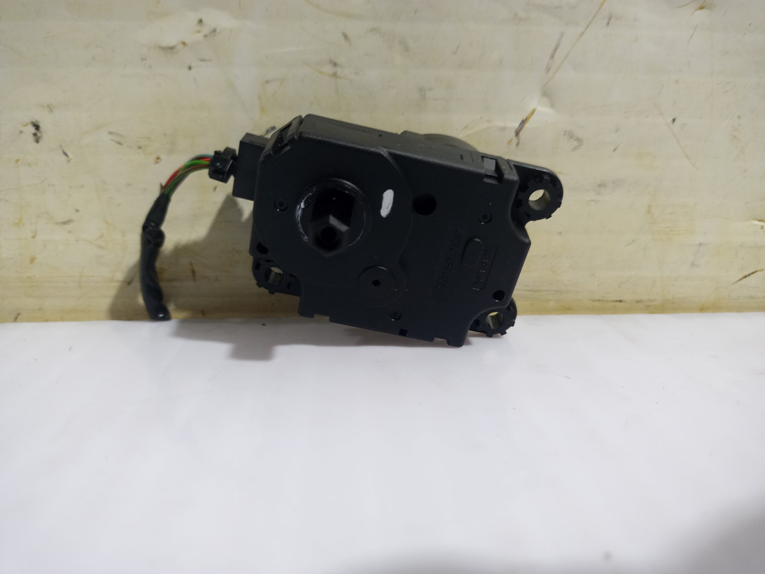 motor_apertura_trampilla_a21201700_opel_grandland_x_opel_2020