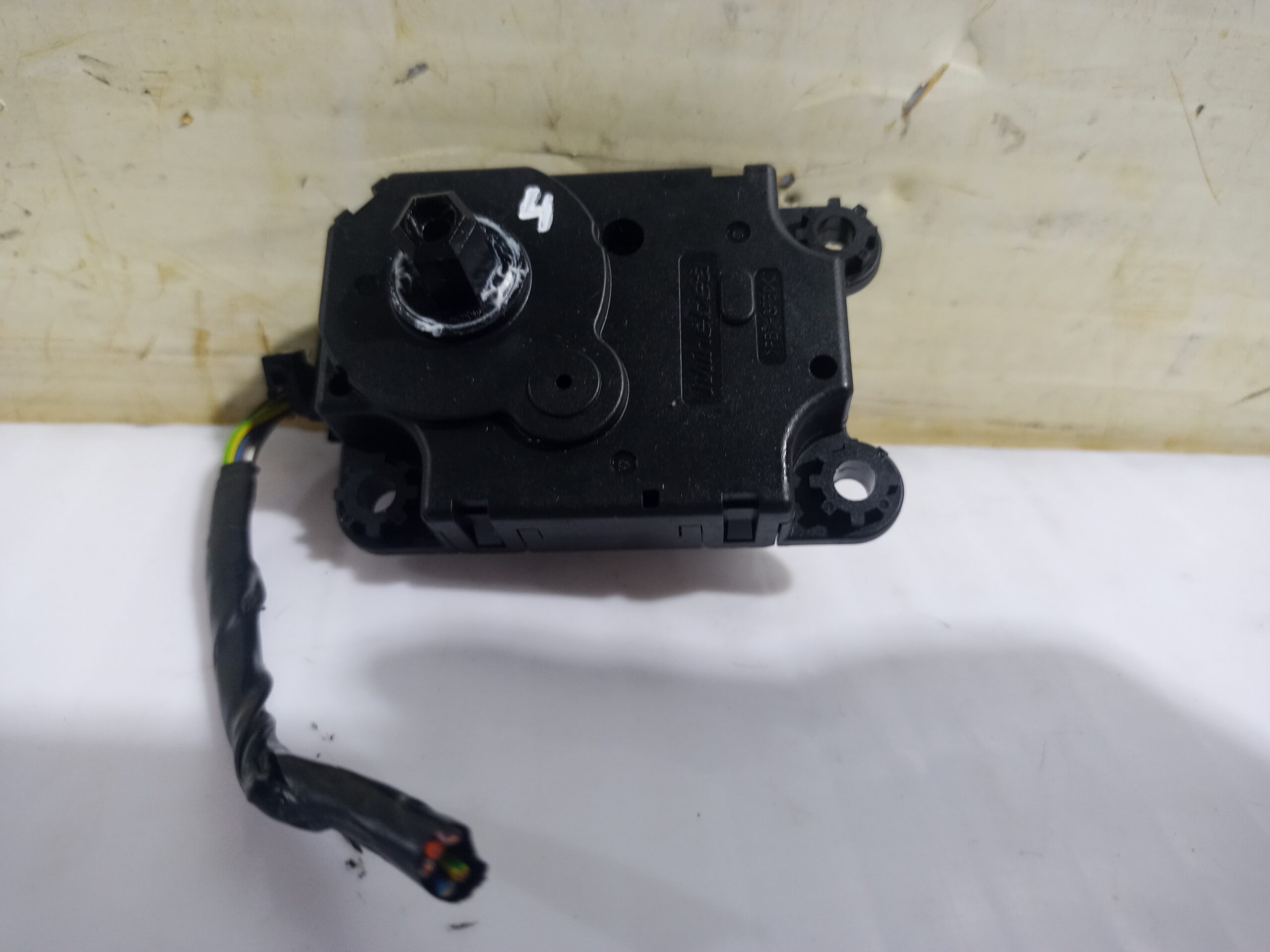 motor_apertura_trampilla_a21201700_opel_grandland_x_opel_2020