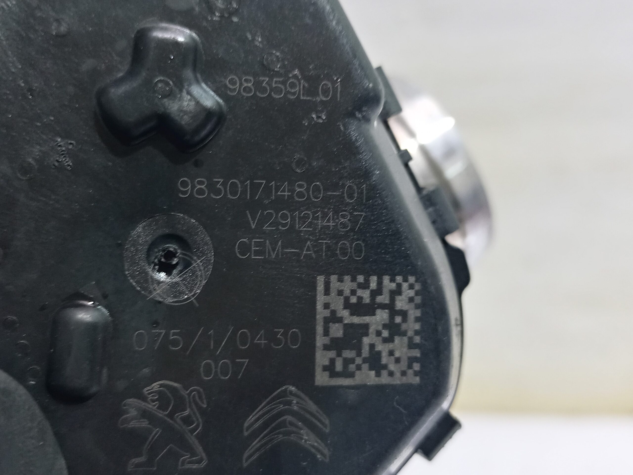 caja_mariposa_9830171480_opel_grandland_x_opel_2020