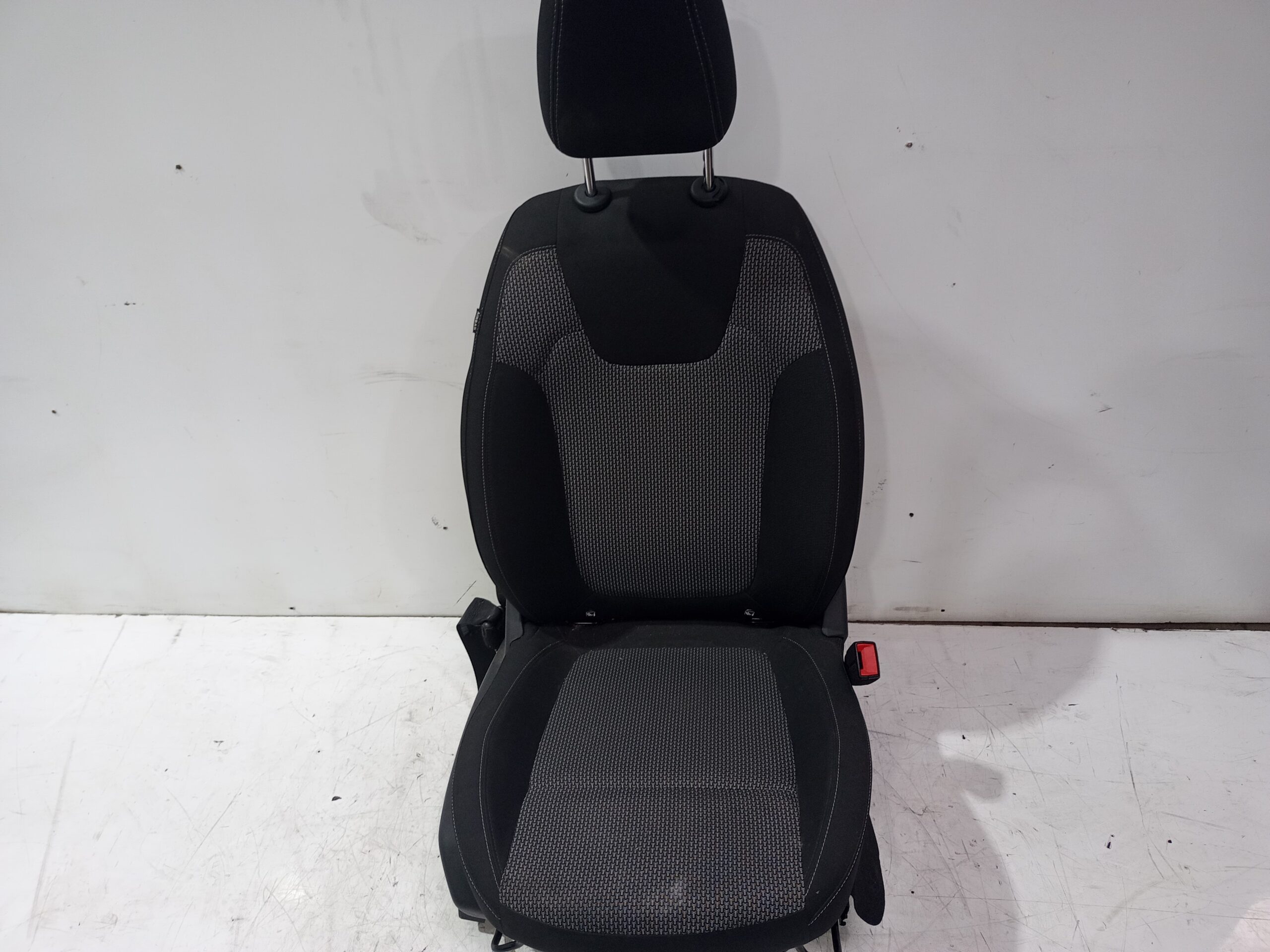 asiento_delantero_derecho_39200202_opel_grandland_x_opel_2020