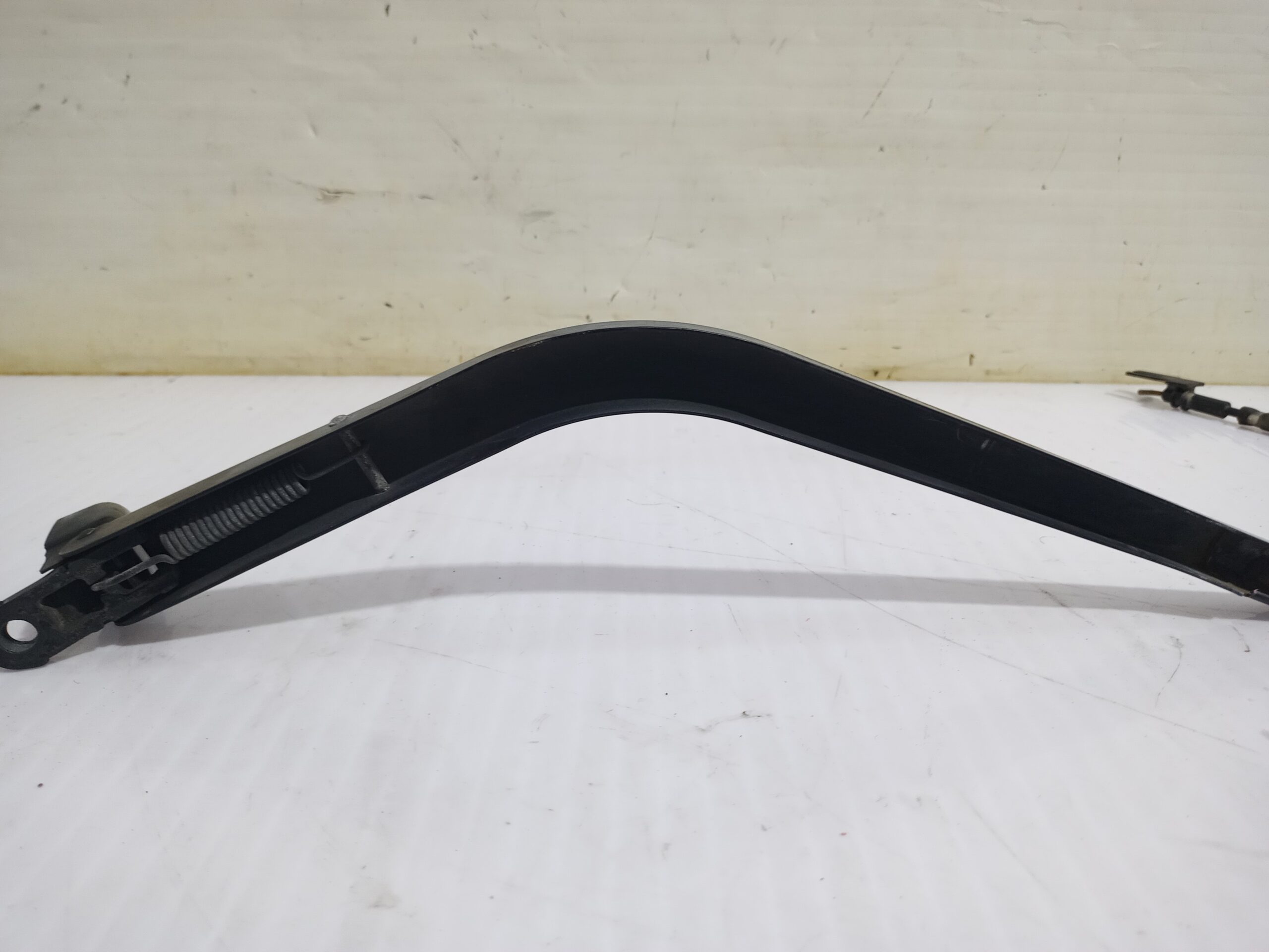 brazo_limpia_trasero_51738854_fiat_doblo_119_1_9_d_active_05_2004