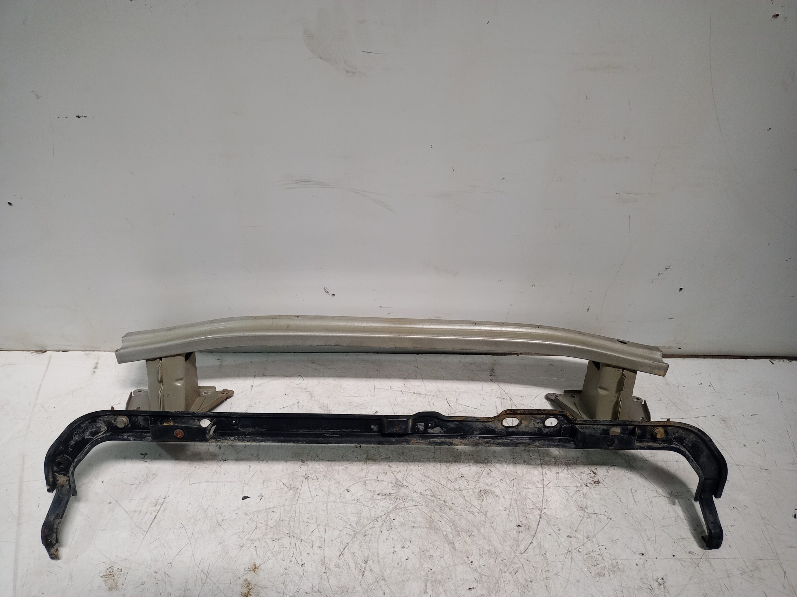 refuerzo_paragolpes_delantero_46747095_fiat_doblo_119_1_9_d_active_05_2004