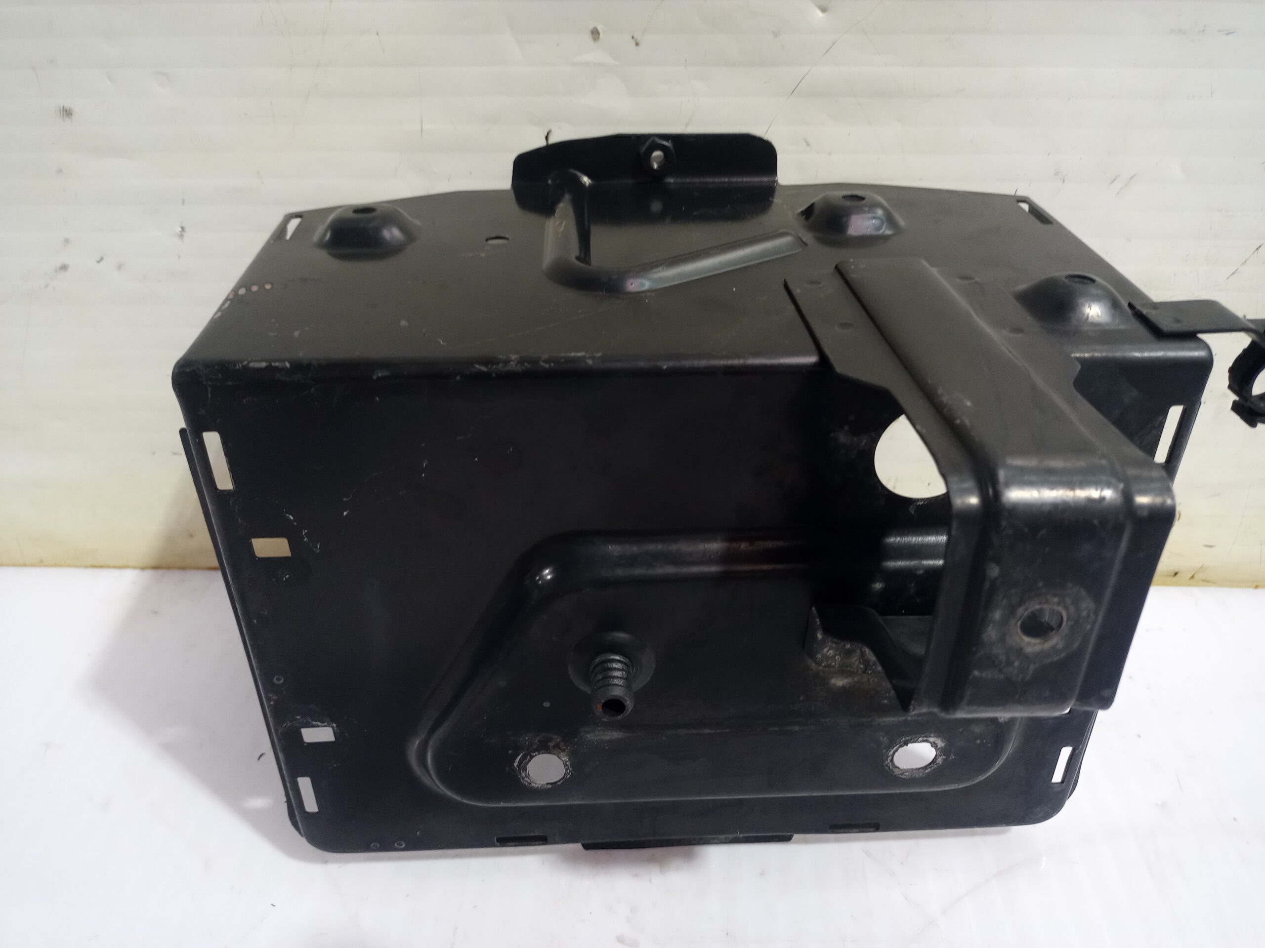 soporte_bateria_51772157_fiat_doblo_119_1_9_d_active_05_2004