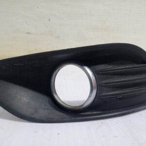 moldura_8m51r19953_ford_focus_lim_cb4_business