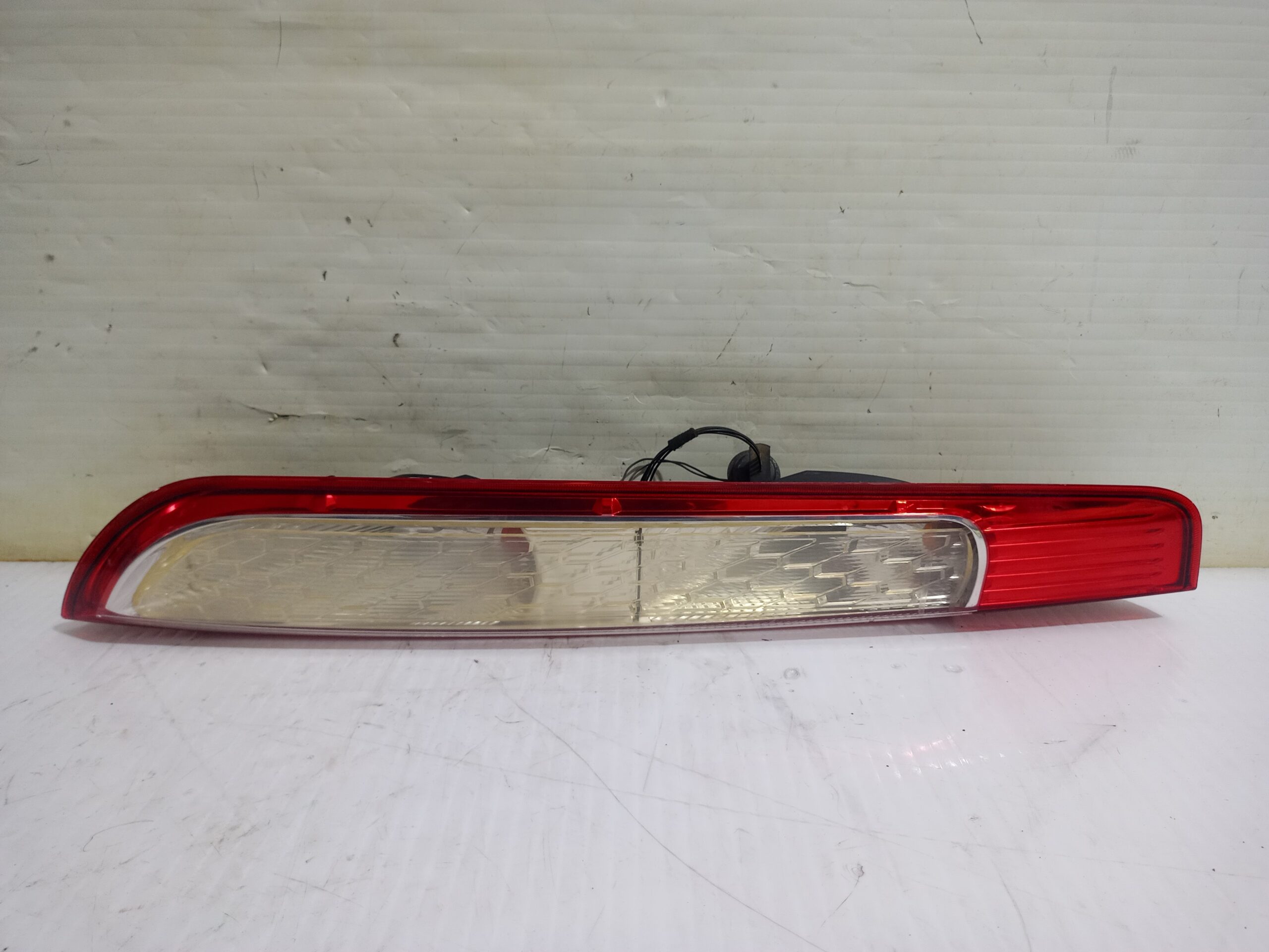 piloto_trasero_izquierdo_8m5113405_ford_focus_lim_cb4_business