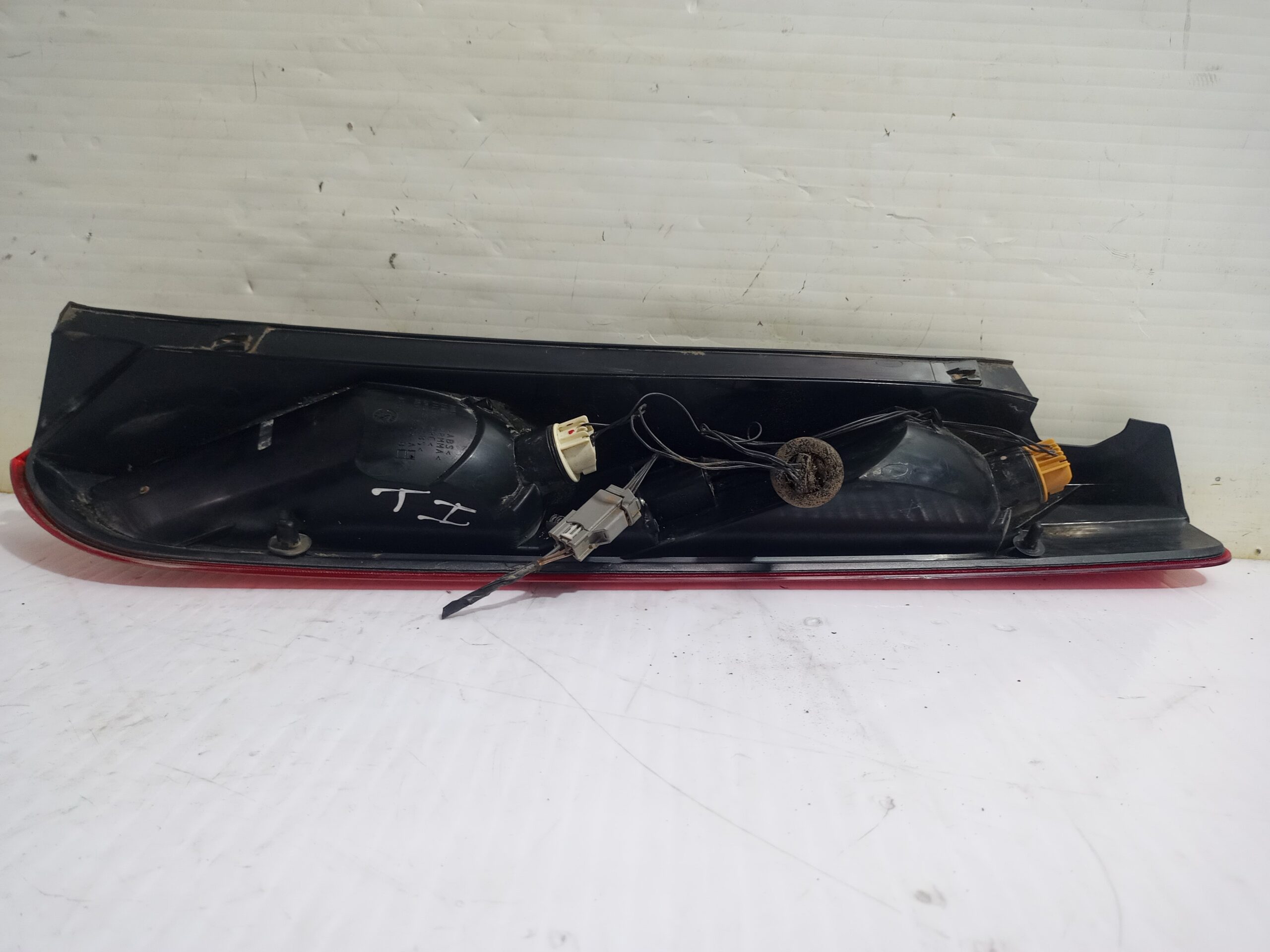 piloto_trasero_izquierdo_8m5113405_ford_focus_lim_cb4_business