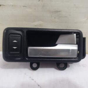 maneta_interior_delantera_derecha_r22600_ford_focus_lim_cb4_business