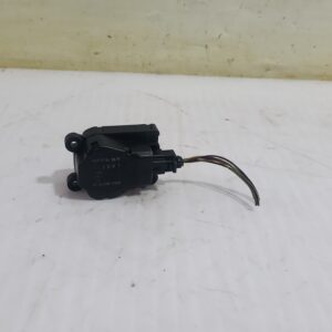 motor_apertura_trampilla_3m5h19e616ab_ford_focus_lim_cb4_business