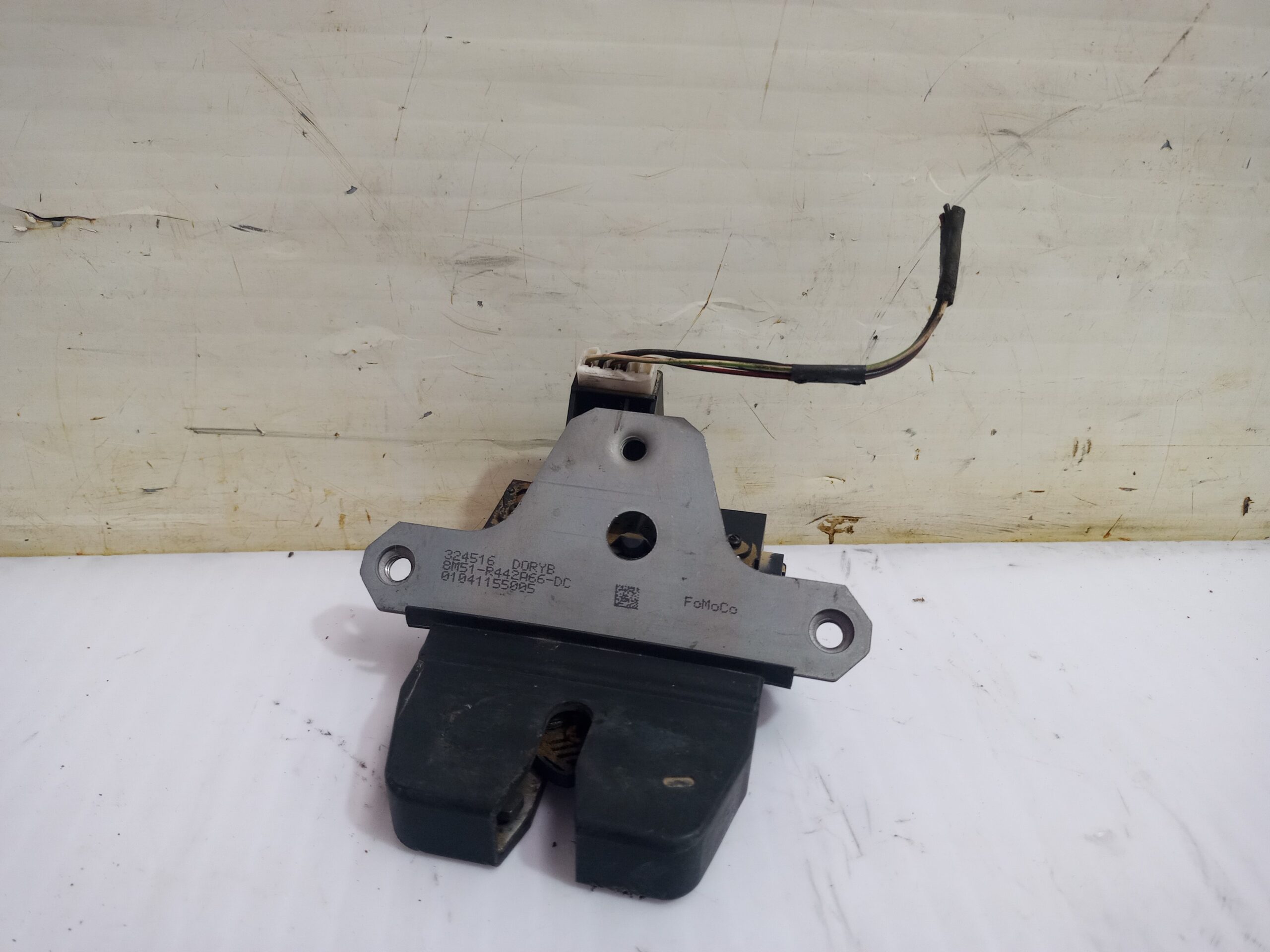 cerradura_maletero_porton_8m51r442a66dc_ford_focus_lim_cb4_business