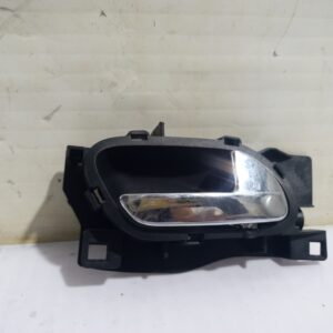 maneta_interior_delantera_derecha_96435310ud_citr_n_c4_sedan_collection