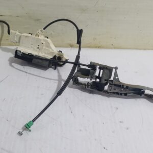 cerradura_puerta_delantera_izquierda_9686719880_citr_n_c4_sedan_collection