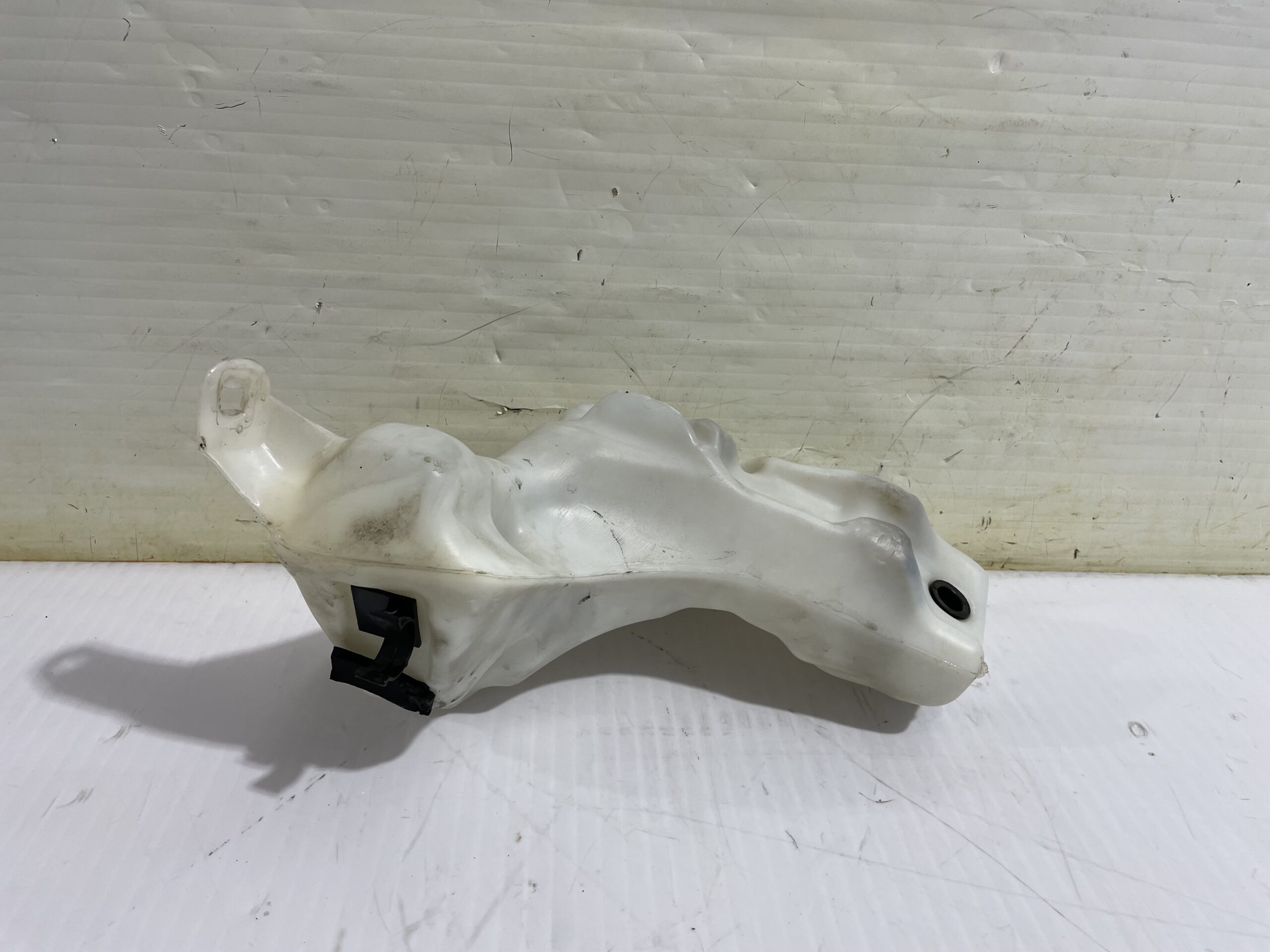 deposito_limpia_6431h9_citr_n_c4_sedan_collection