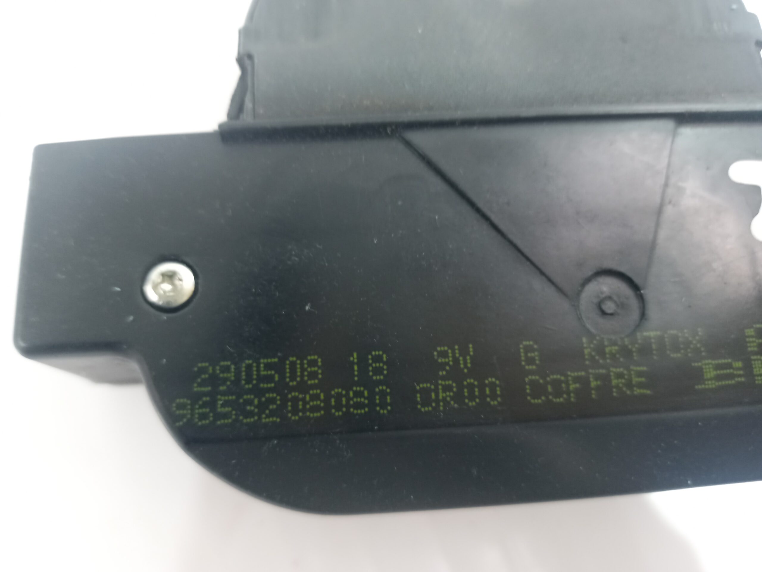 cerradura_maletero_porton_9653208080_citr_n_c4_sedan_collection