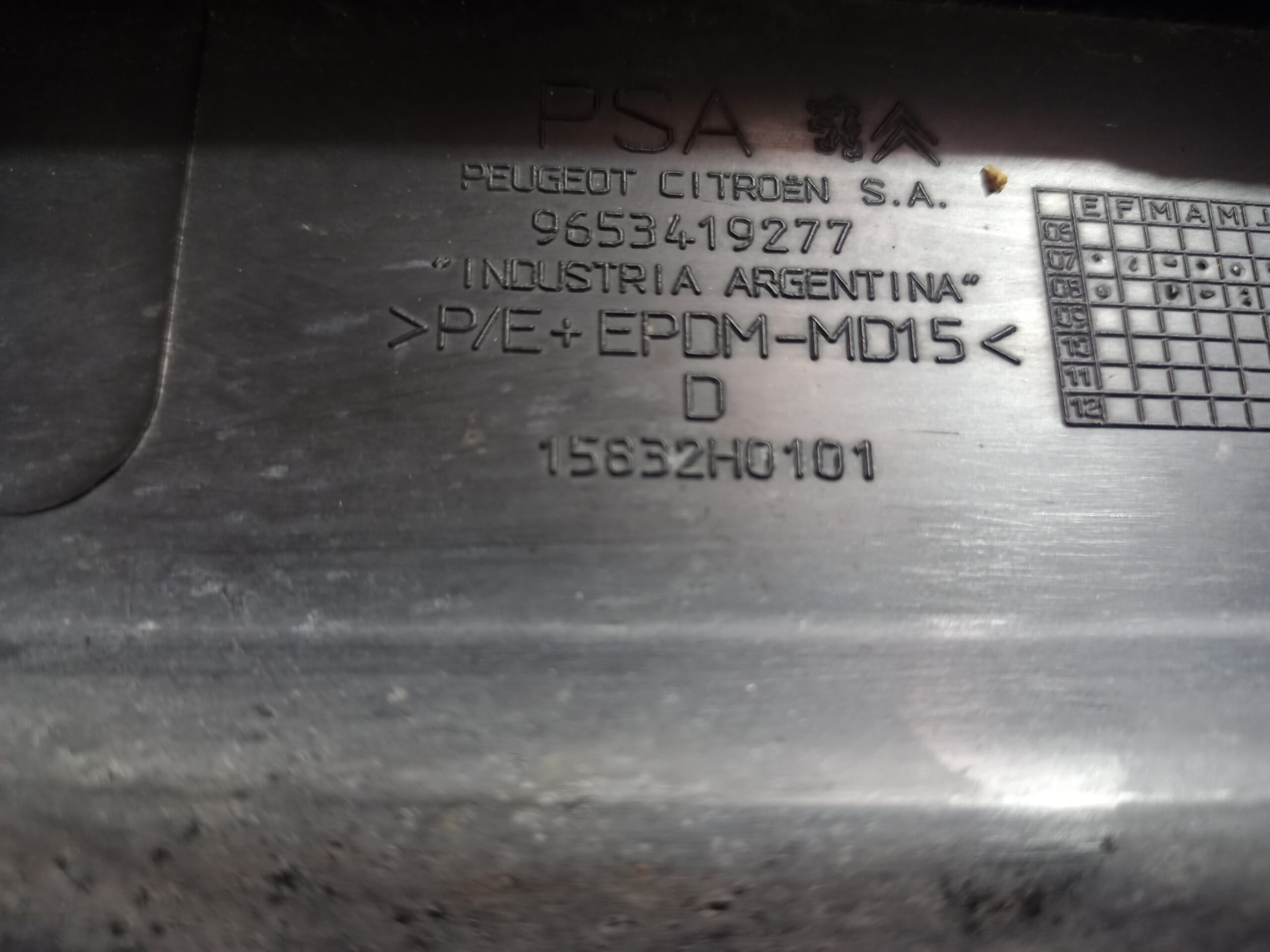 faldon_delantero_9653419277_citr_n_c4_sedan_collection