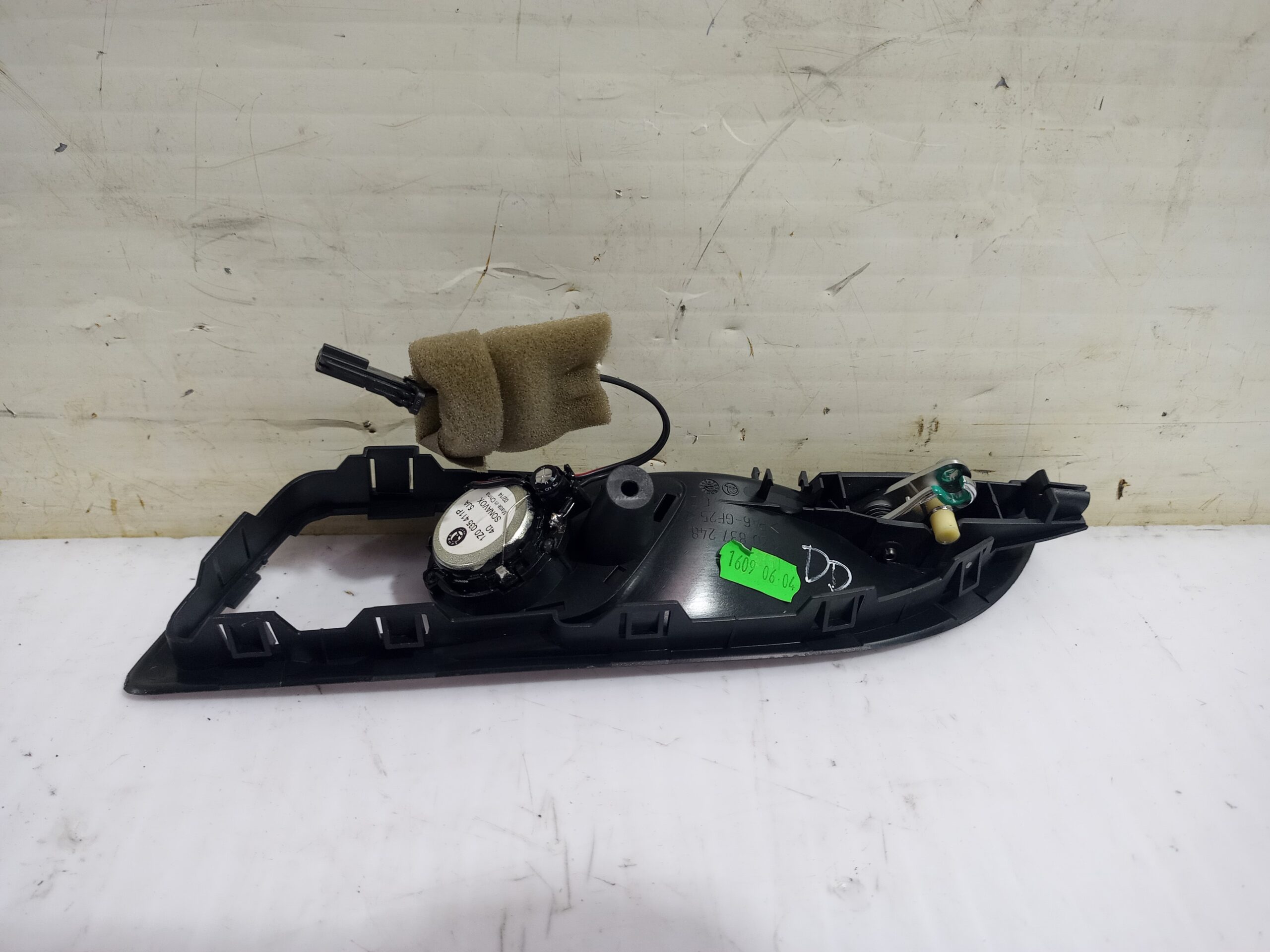 maneta_interior_delantera_derecha_1z0837248_skoda_yeti_active