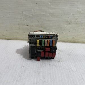 caja_reles_fusibles_51781452_fiat_500_cabrio_150_aniversario