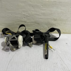 cinturon_seguridad_delantero_derecho_735465401_fiat_500_cabrio_150_aniversario