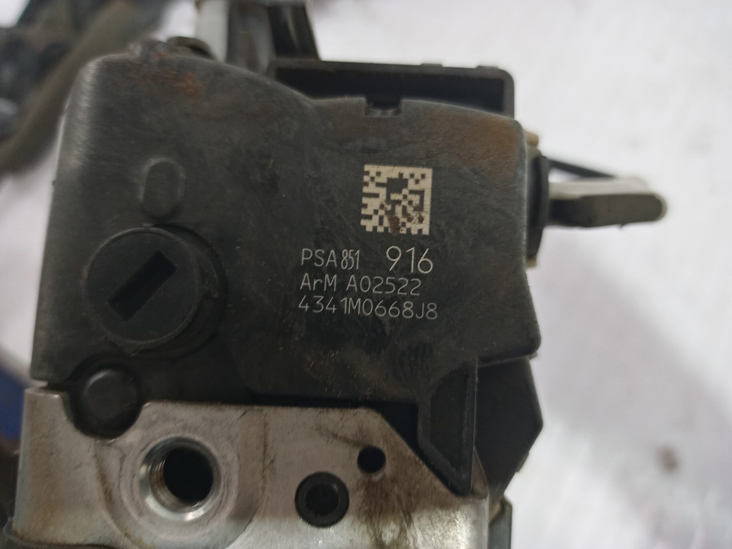 cerradura_puerta_delantera_izquierda_a02522_peugeot_508_allure