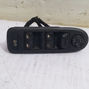 mando_elevalunas_delantero_izquierdo_96659465zd_peugeot_508_allure