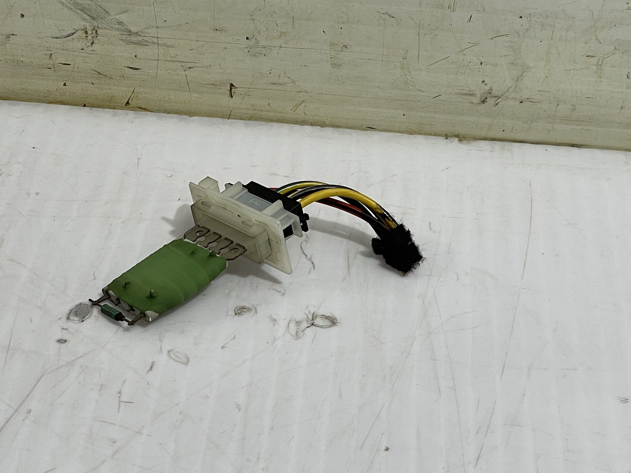 resistencia_calefaccion_1k0959263a_skoda_yeti_active