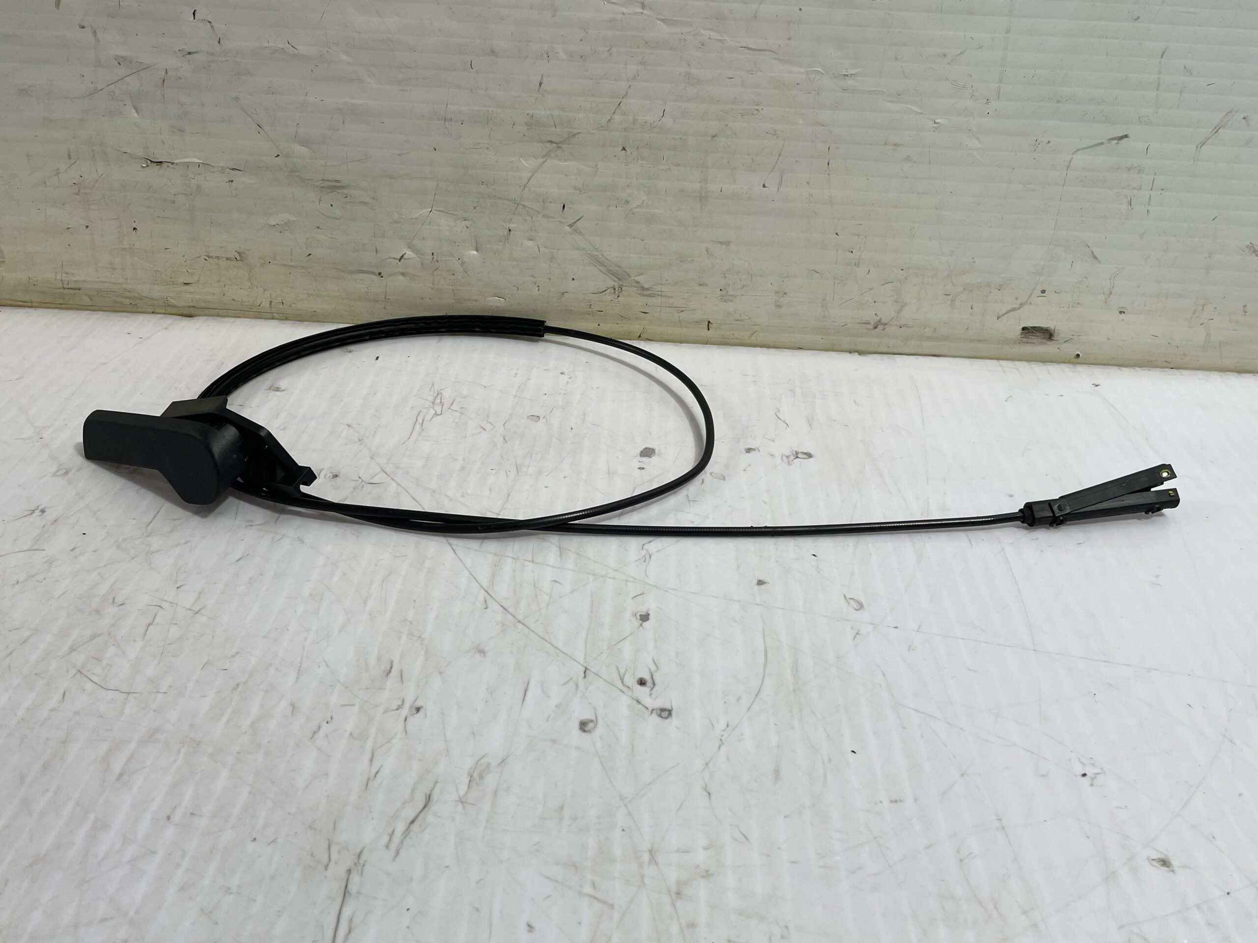 tirador_capot_1j1823633_skoda_yeti_active