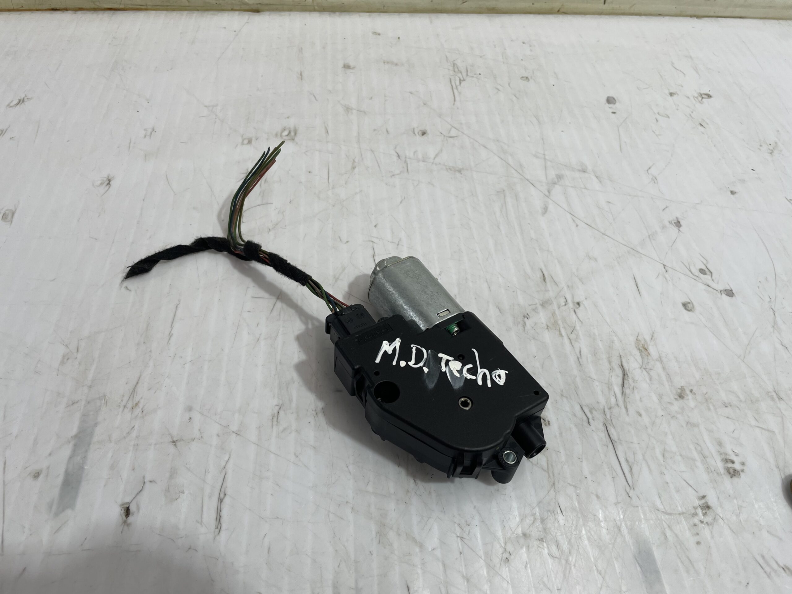 motor_techo_electrico_2226116a_peugeot_508_allure