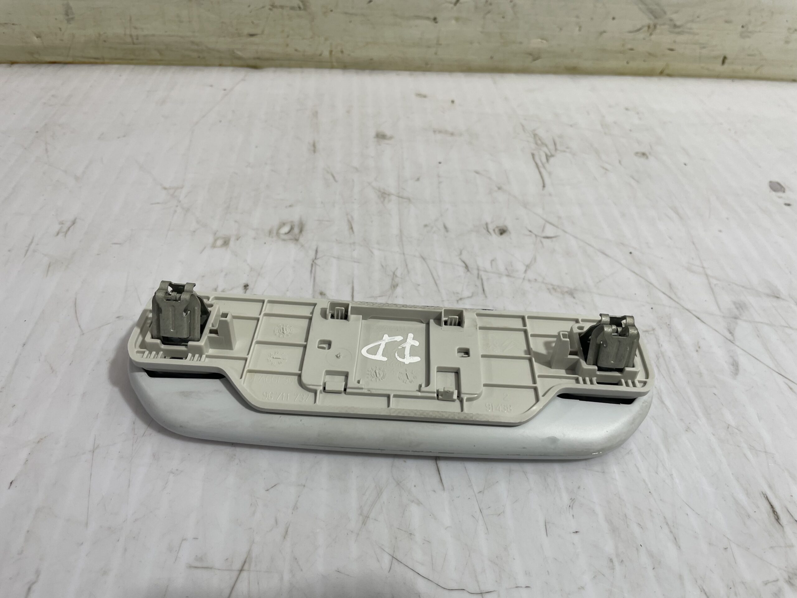 asidero_techo_delantero_derecho_9128ev_peugeot_508_allure