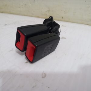 enganche_cinturon_trasero_izquierdo_8v0857739_volkswagen_golf_vii_lim_5g1_comfortline_bluemotion