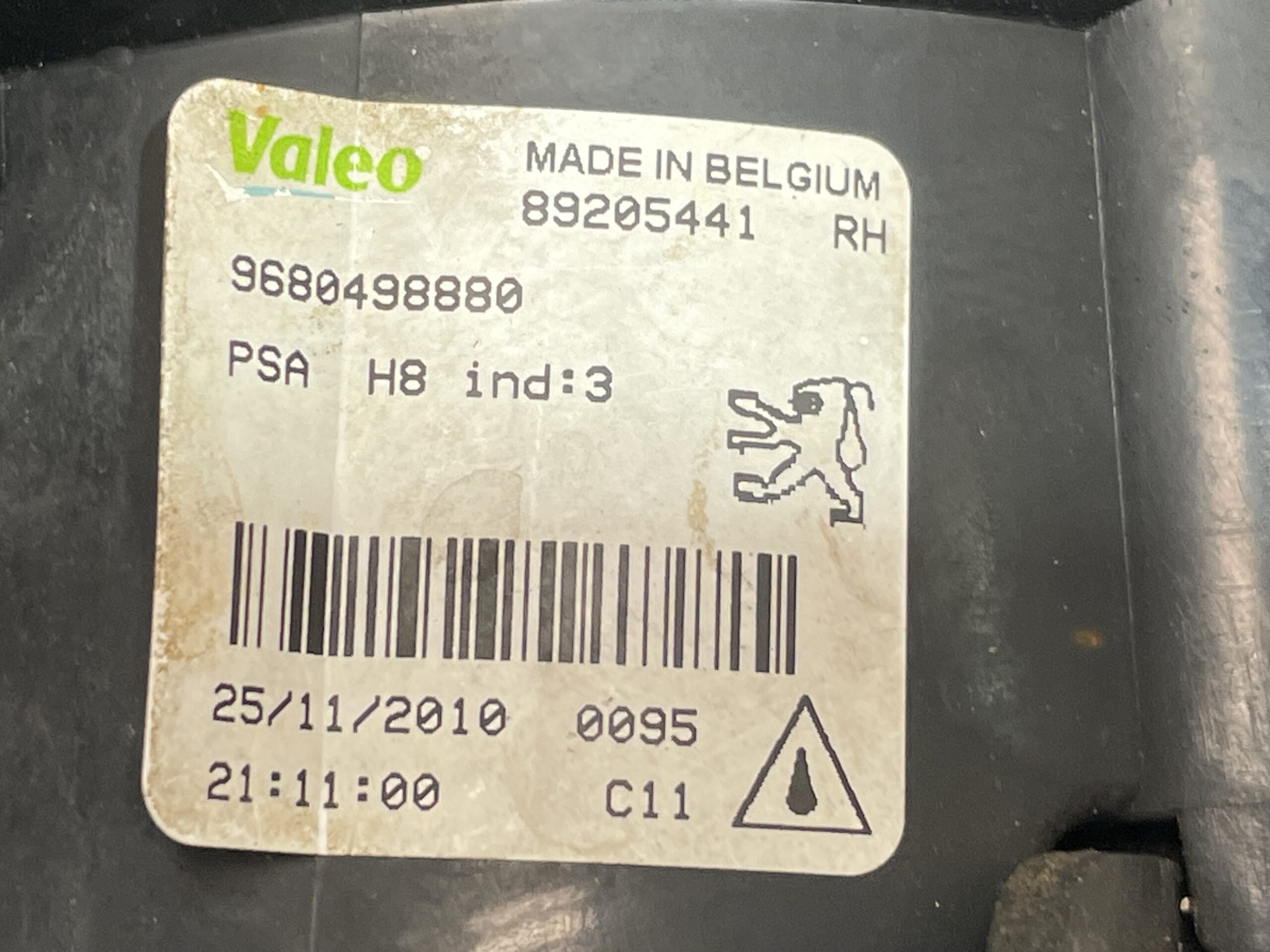 faro_antiniebla_derecho_9680498880_peugeot_308_sw_envy