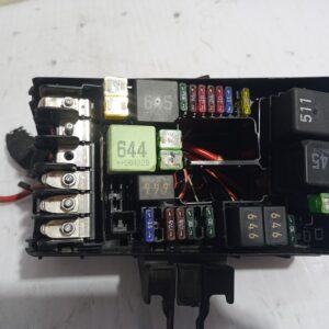 caja_reles_fusibles_5q0907361_volkswagen_golf_vii_lim_5g1_comfortline_bluemotion