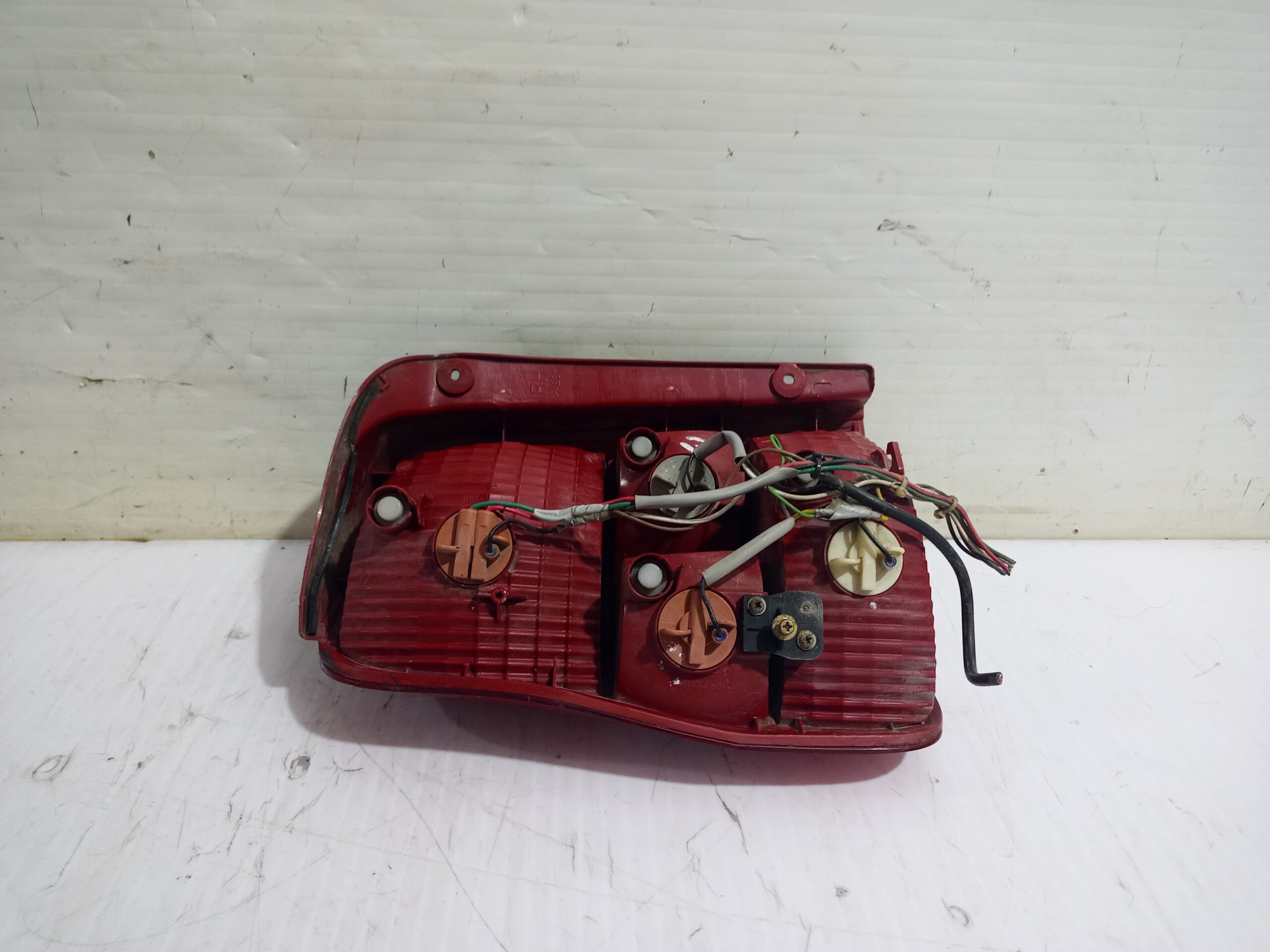 piloto_trasero_derecho_3k54a51150_kia_carnival_ii_2_9_crdi_lx