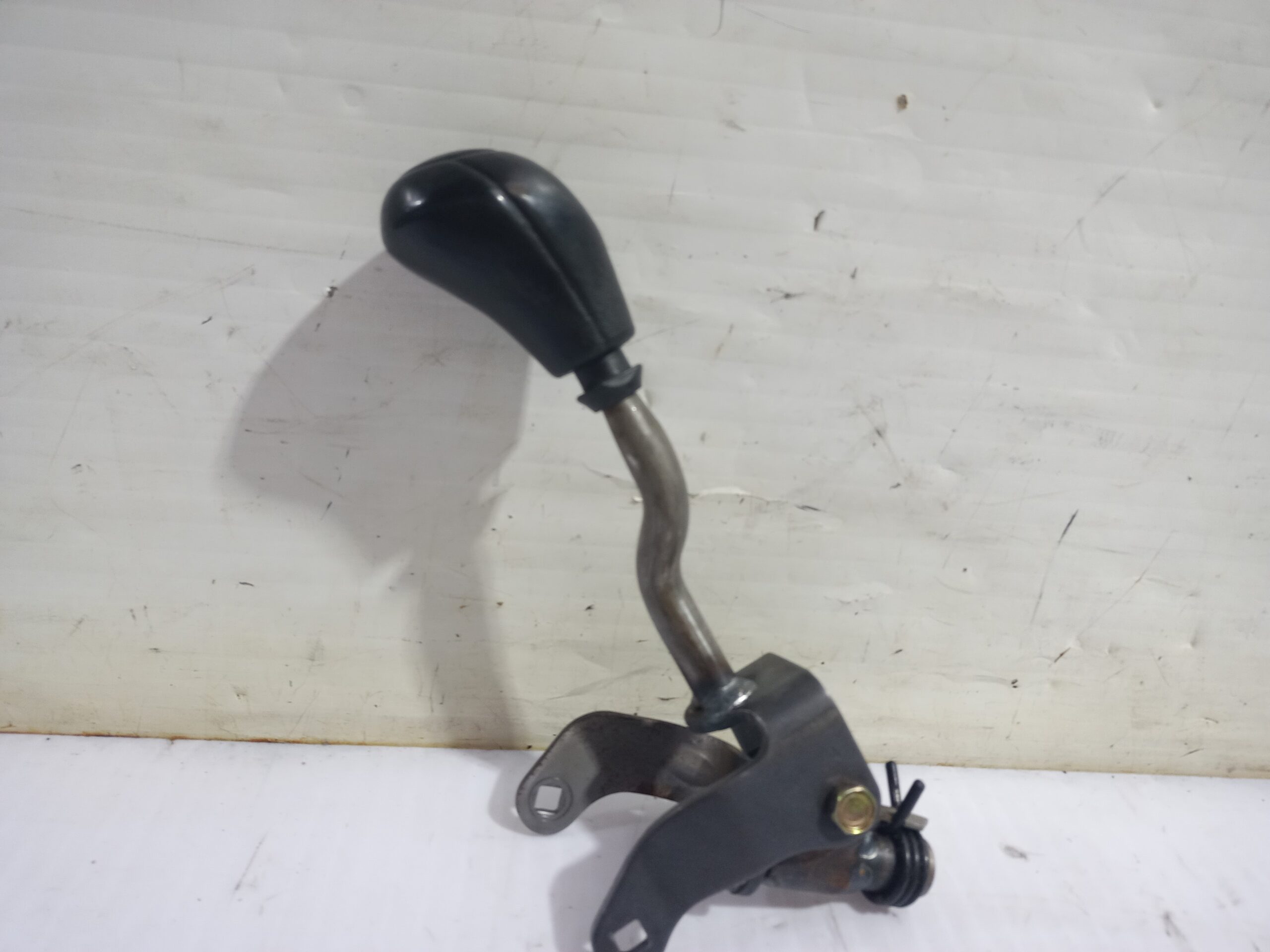 palanca_de_cambios_k53a46100a_kia_carnival_ii_2_9_crdi_lx