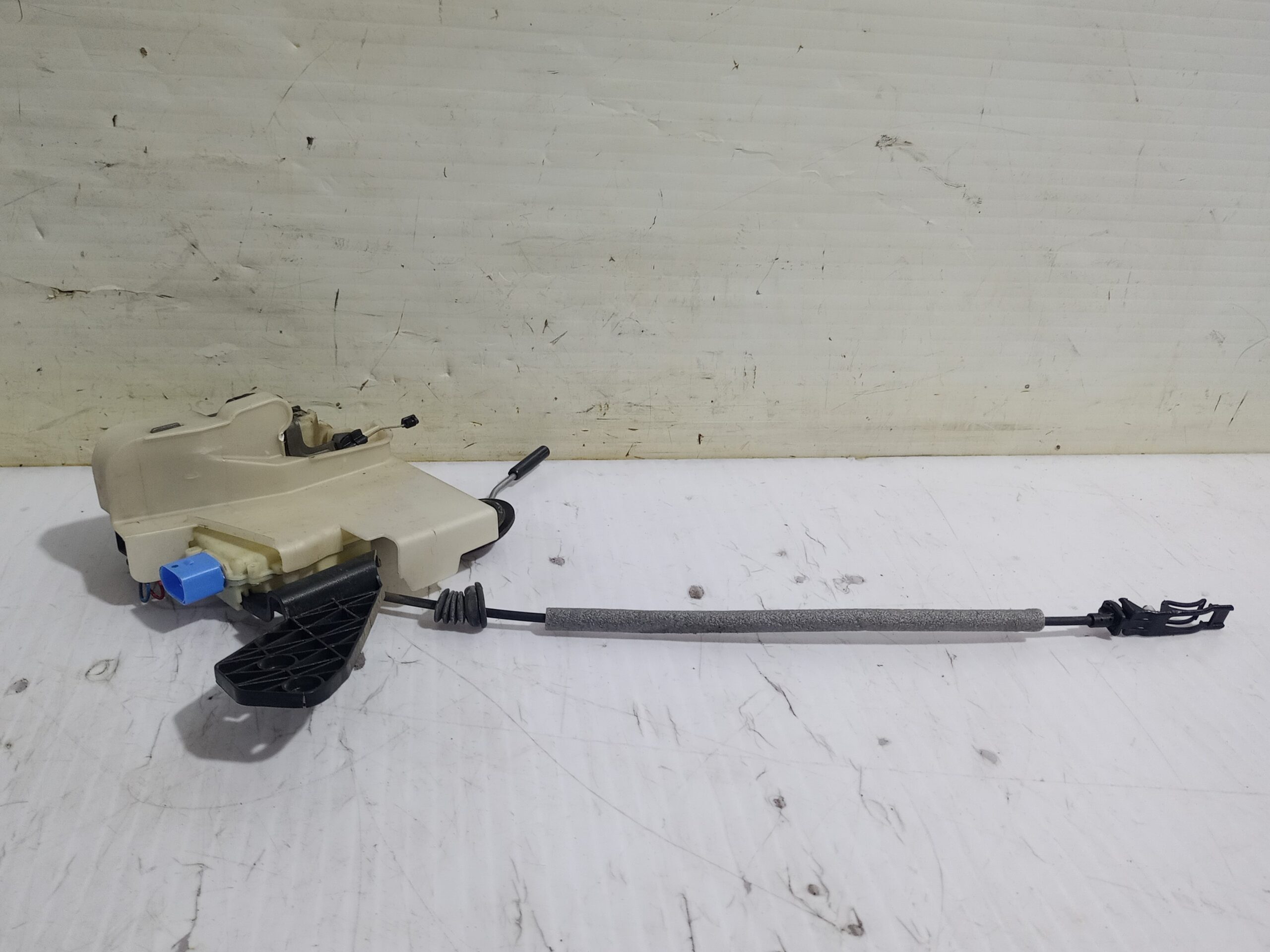 cerradura_puerta_delantera_derecha_7h0837868_volkswagen_transporter_t6_t6_caravelle_trendline