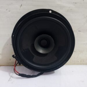 altavoz_puerta_trasera_izquierda_7e0035710_volkswagen_transporter_t6_t6_caravelle_trendline