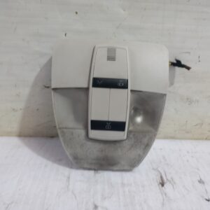 luz_interior_a1698200001_mercedes_benz_clase_a_w169_a_200_cdi_169_008