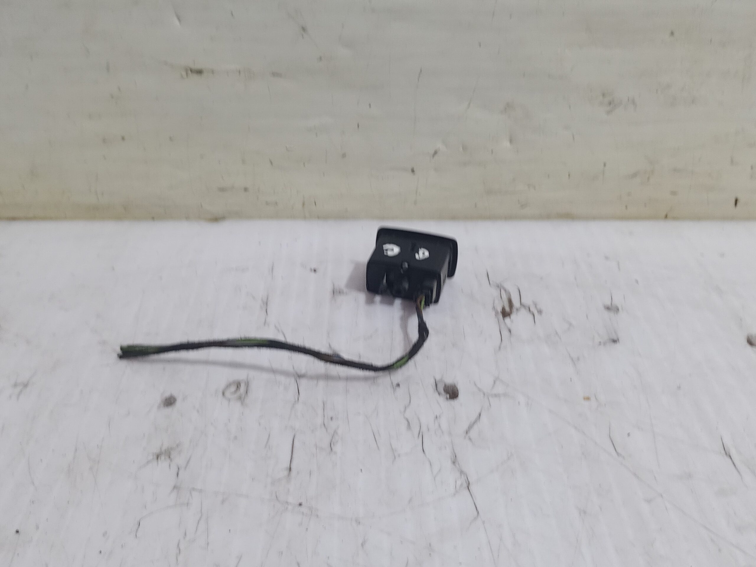 mando_elevalunas_delantero_derecho_a2518200510_mercedes_benz_clase_a_w169_a_200_cdi_169_008