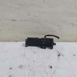 mando_elevalunas_delantero_izquierdo_1j3959857b_seat_leon_1m1_stella