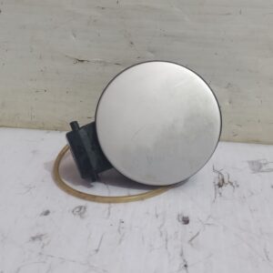 tapa_exterior_combustible_1m6809905_seat_leon_1m1_stella