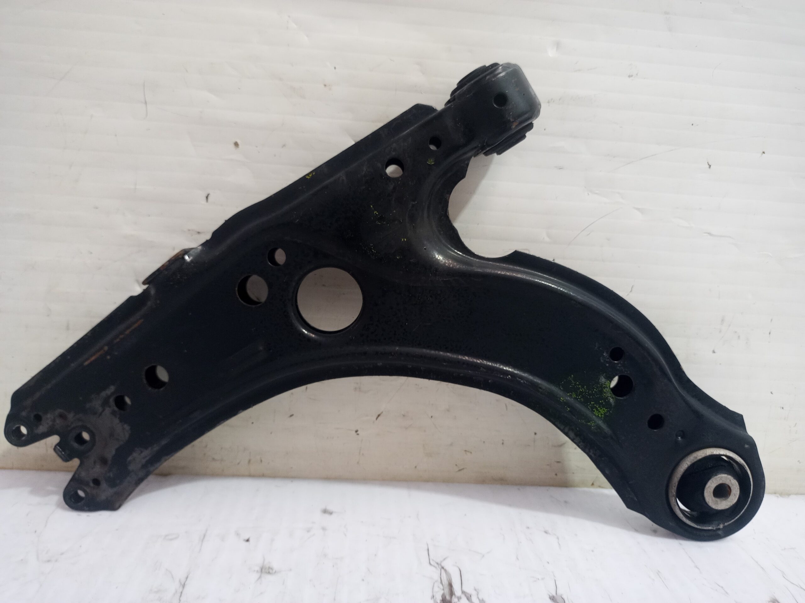 brazo_limpia_delantero_derecho_1j0407151c_seat_leon_1m1_stella