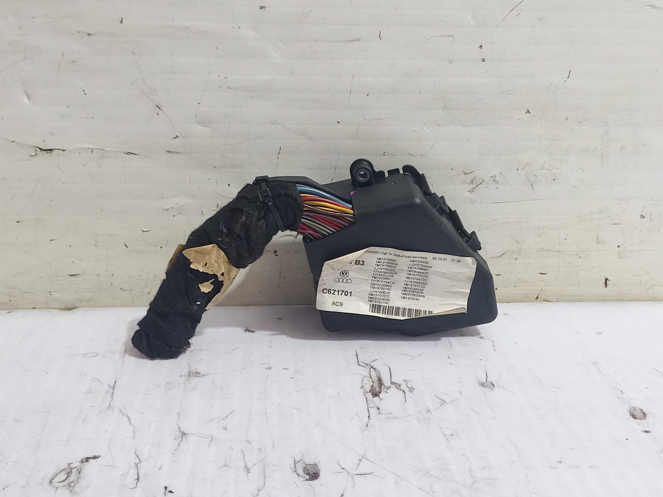 caja_reles_fusibles_8d1941824_seat_leon_1m1_stella