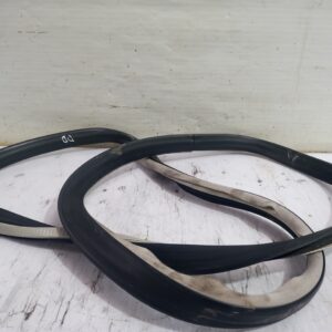 goma_contorno_1m0837727db41_seat_leon_1m1_stella