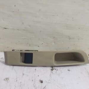 mando_elevalunas_delantero_izquierdo_25401ax600_nissan_micra_k12e_sport