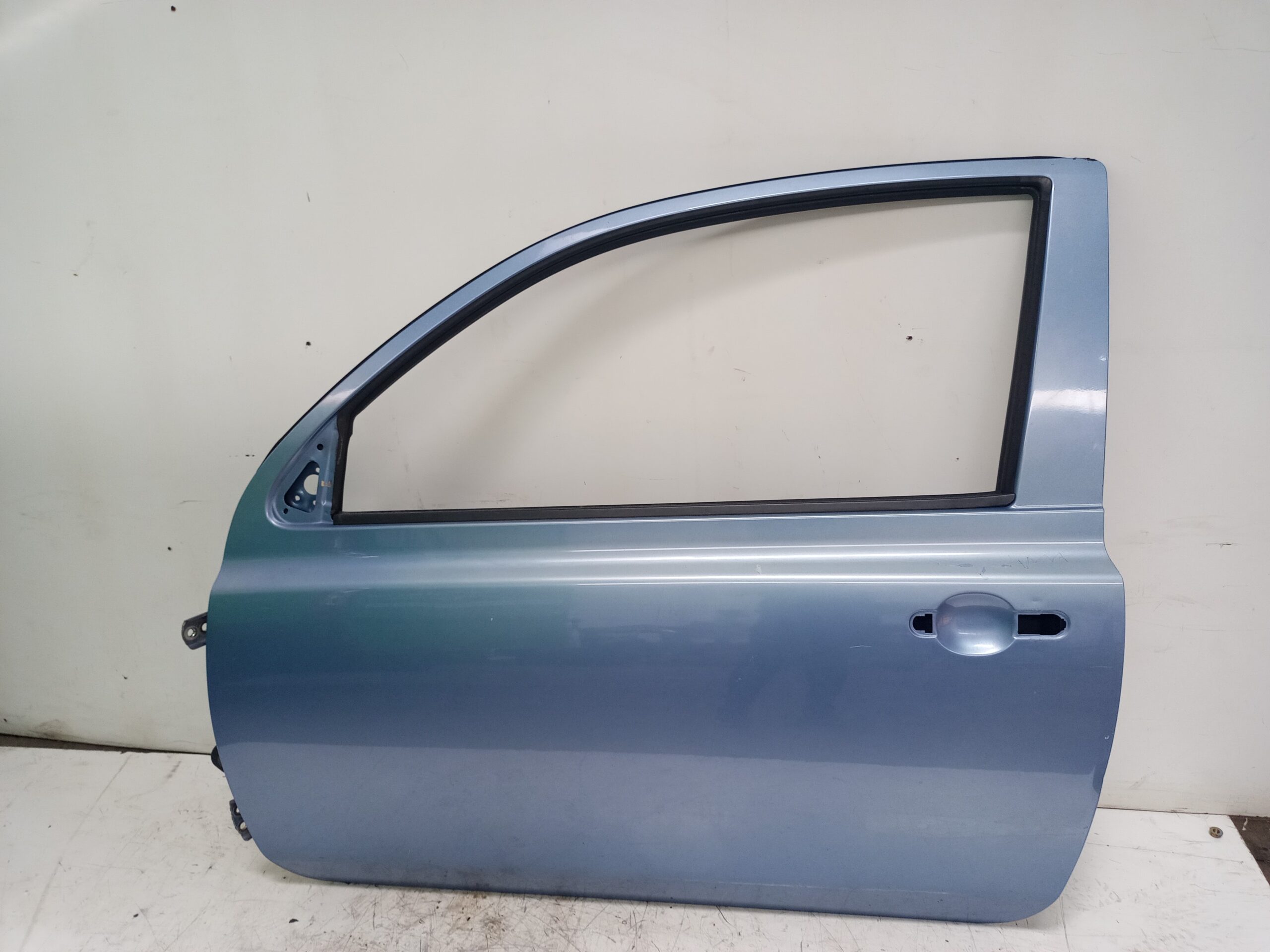 puerta_delantera_izquierda_80101ax630_nissan_micra_k12e_sport