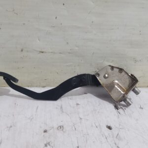 pedal_embrague_46503ax710_nissan_micra_k12e_sport