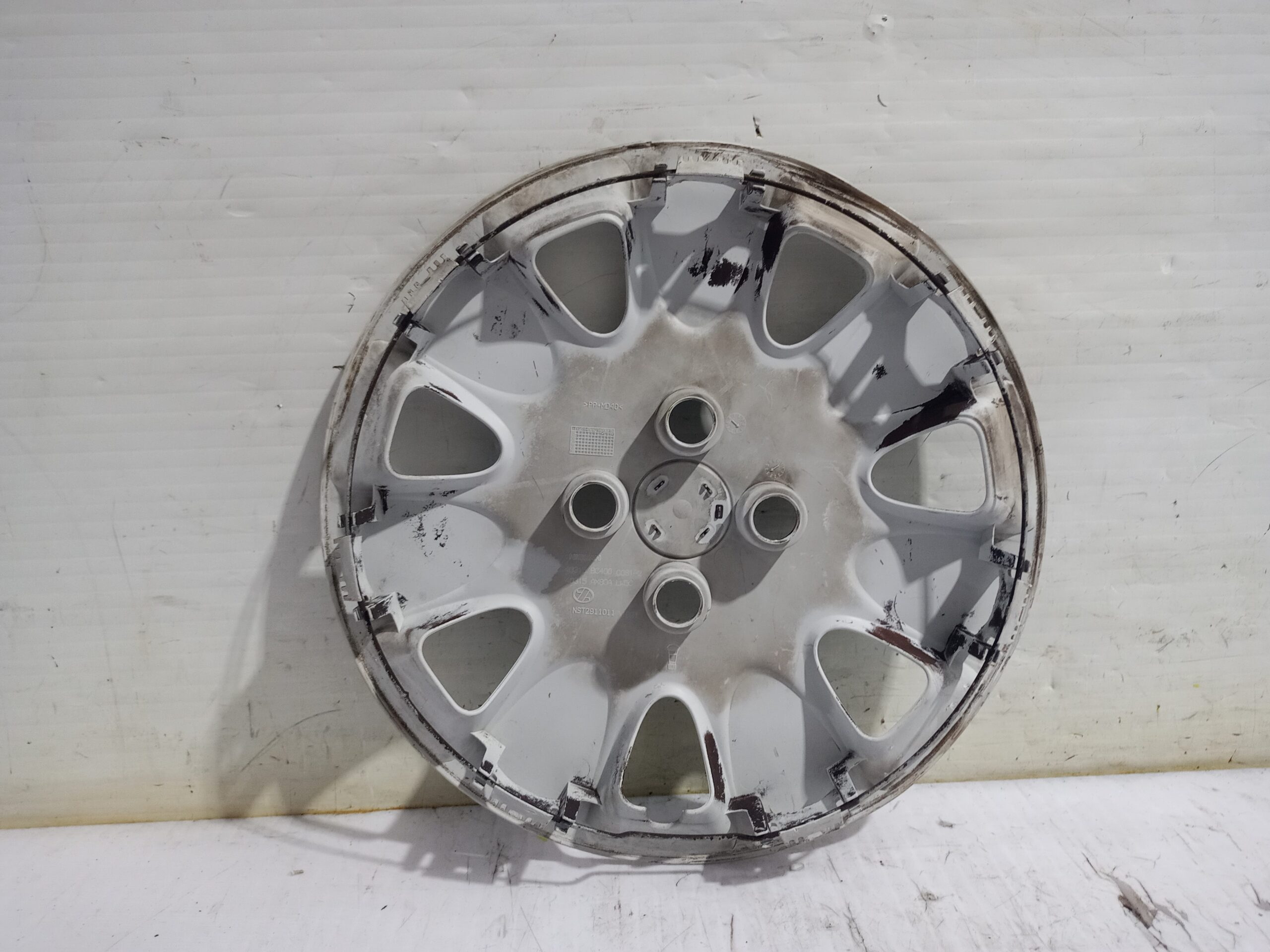 tapacubos_40315ax600_nissan_micra_k12e_sport