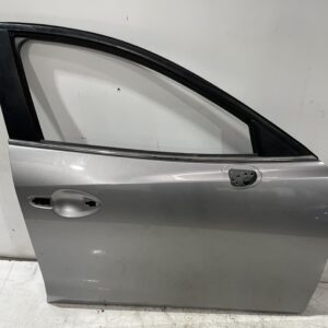 puerta_delantera_derecha_b45a58031b_mazda_3_lim_center_line