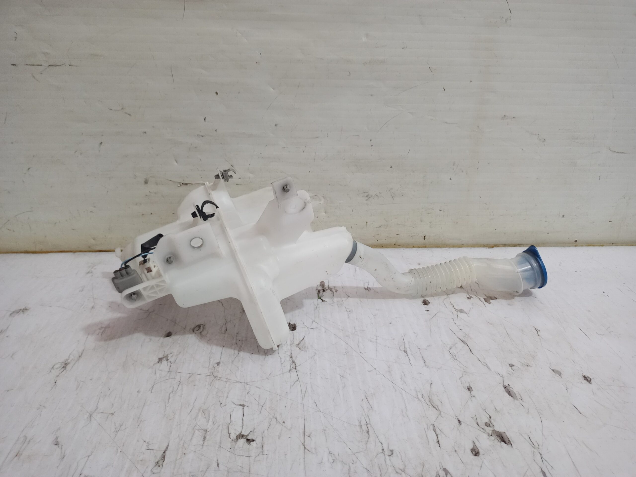 deposito_limpia_860142811_mazda_3_lim_center_line