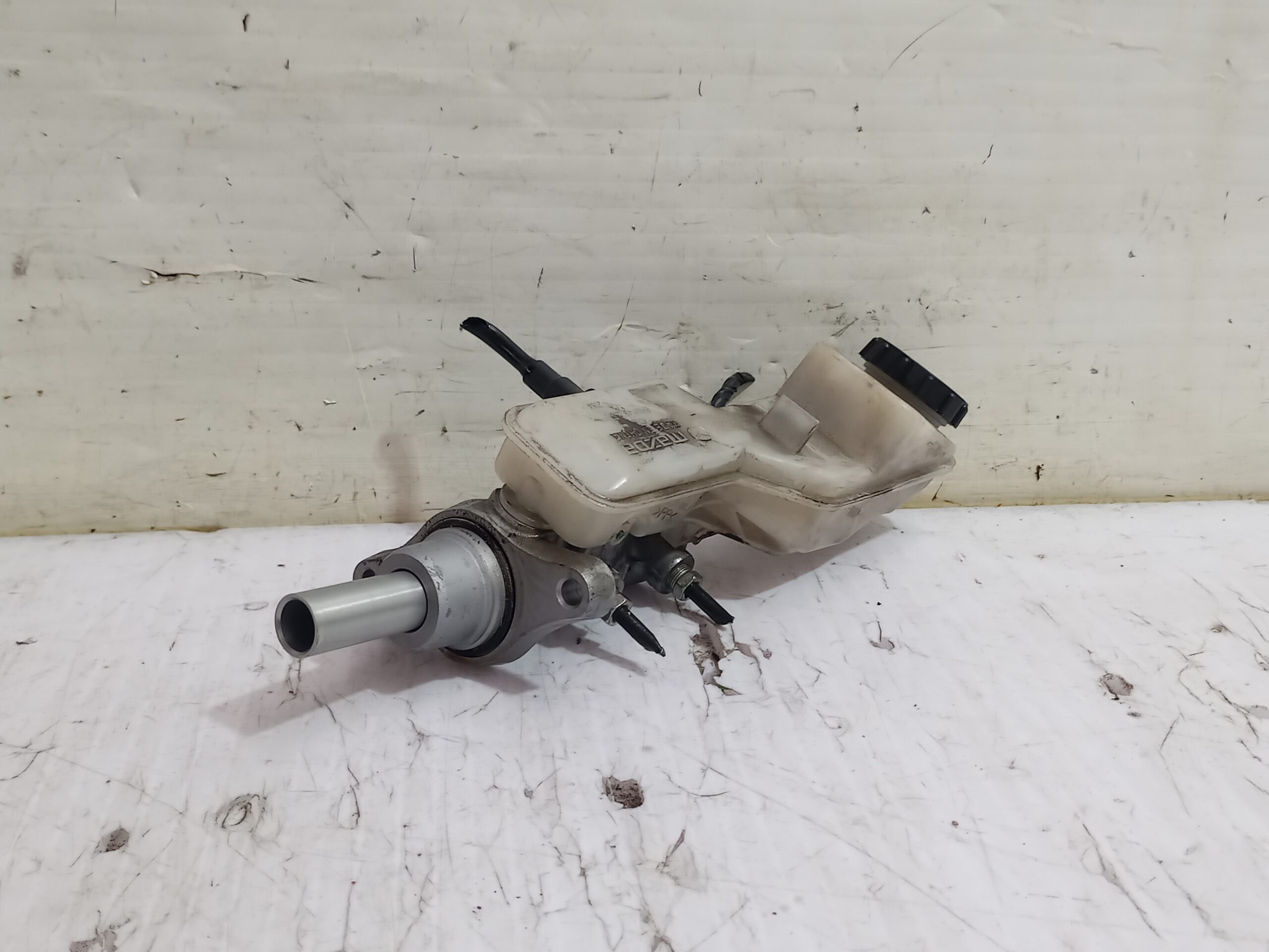 bomba_freno_bhy14355z_mazda_3_lim_center_line