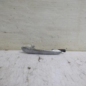 maneta_exterior_trasera_derecha_kd535841xb50_mazda_3_lim_center_line