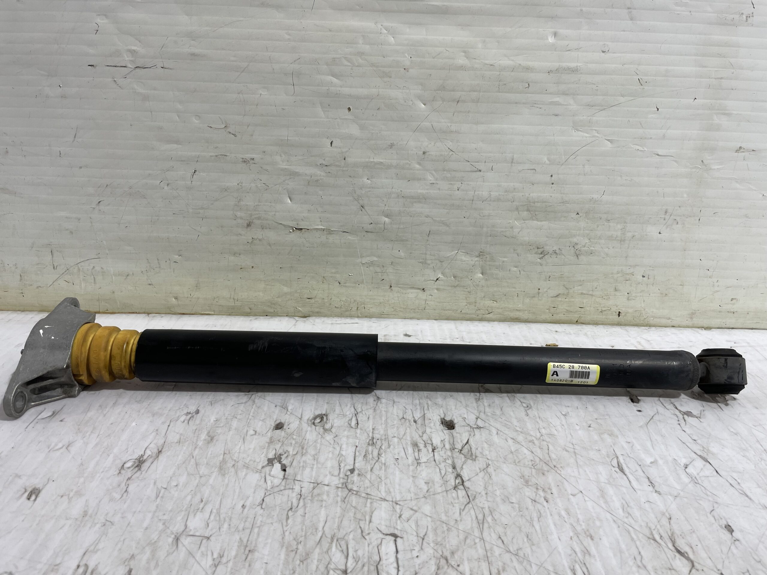 amortiguador_trasero_derecho_b45c28700a_mazda_3_lim_center_line